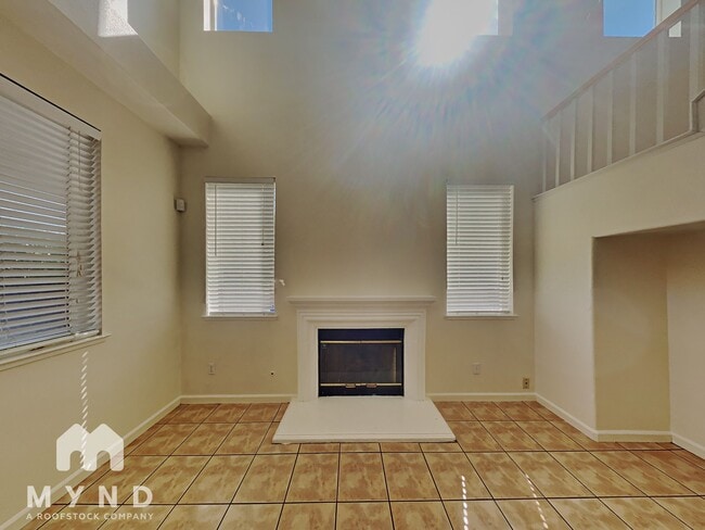 Building Photo - 133 Orchard Park Pl