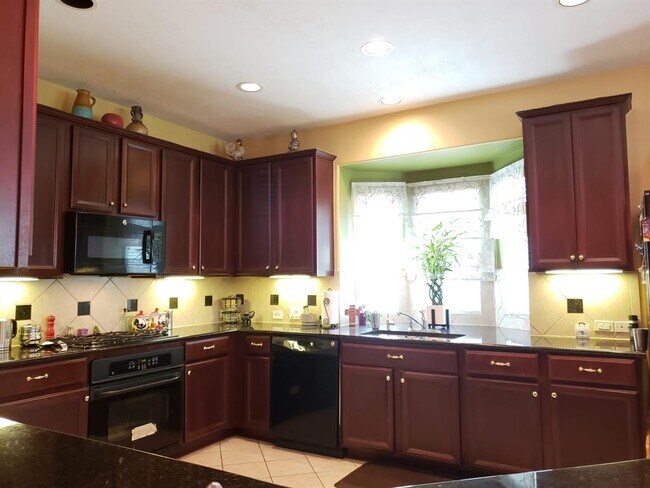 Building Photo - 5406 Everhart Manor Ln