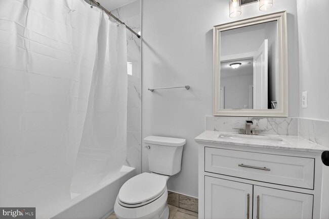 Building Photo - 13102 Ideal Dr