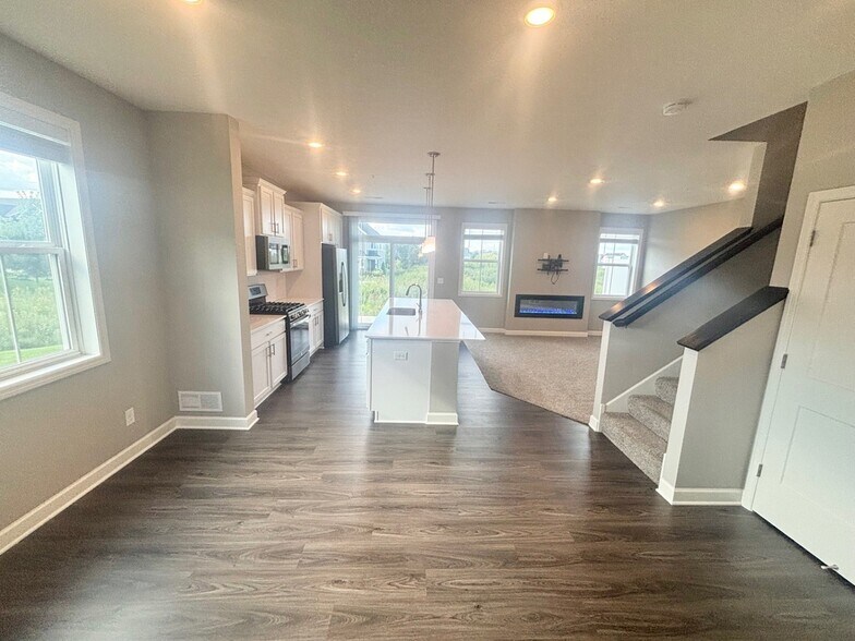 Building Photo - 14125 Aberdeen Way