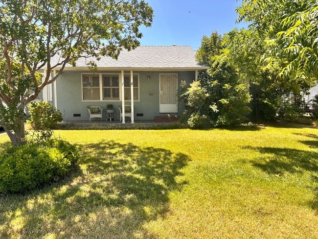 Primary Photo - Well Located 1 Story Home Near Colleges