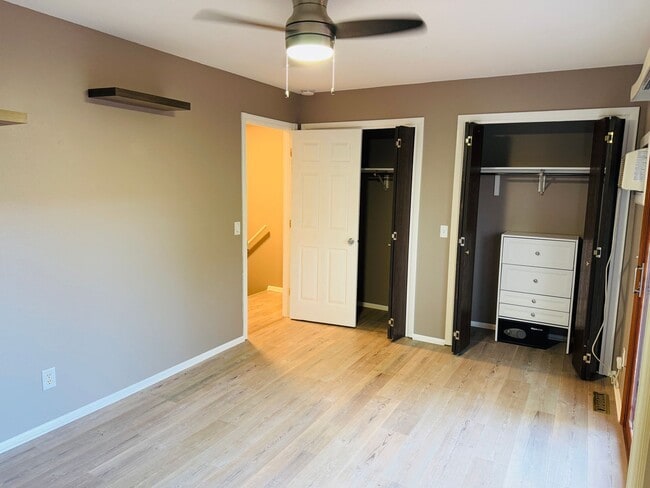 Building Photo - December Free and January HALF OFF! West End Condo with Deck, Central AC and community pool