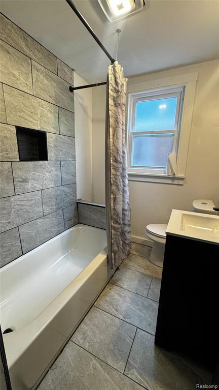 Building Photo - 8920 Quincy St