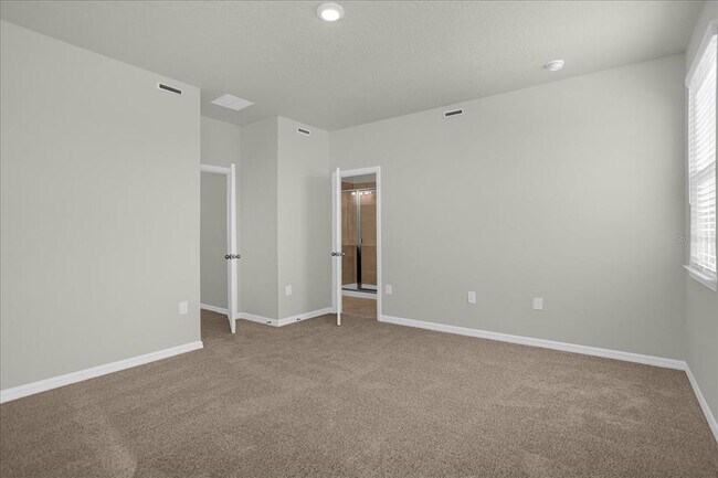 Building Photo - 4438 Small Creek Rd