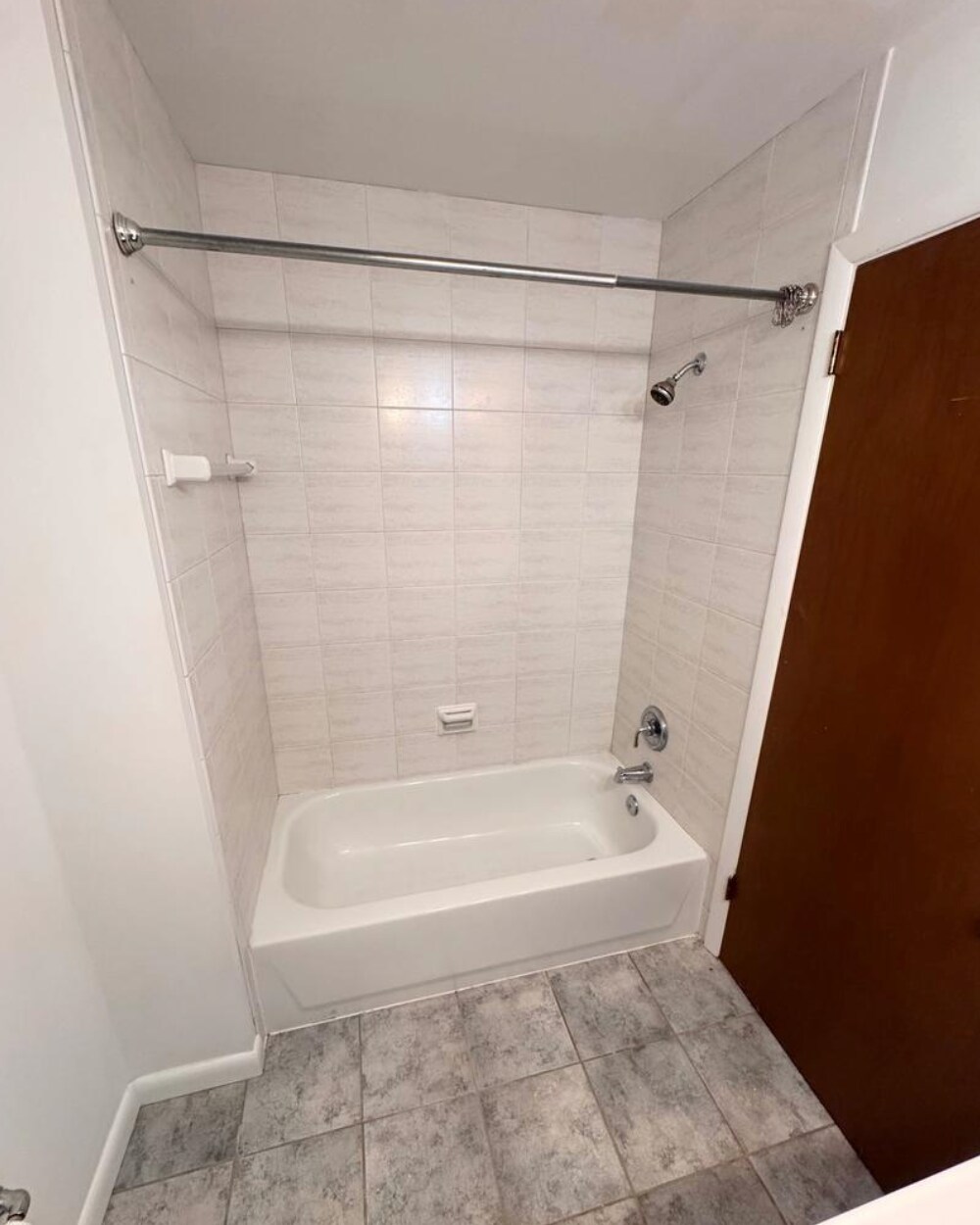 Building Photo - 2710 Academy Dr