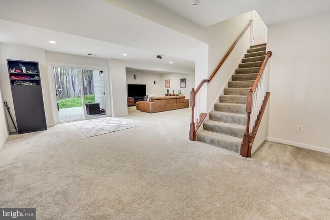 Building Photo - 15558 Marsh Overlook Dr
