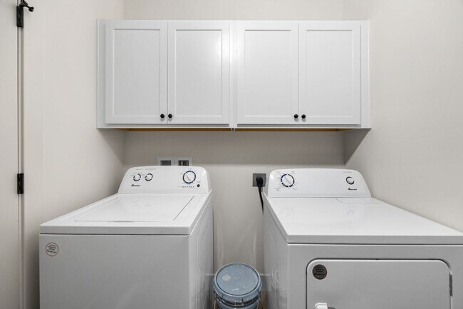 Building Photo - Brand New Two Bedroom Townhome in West Laf...