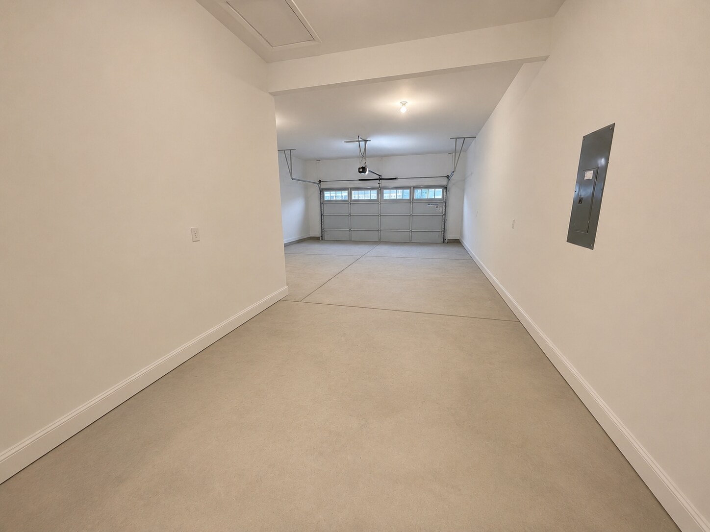 Building Photo - 105 Winding Stream Cir