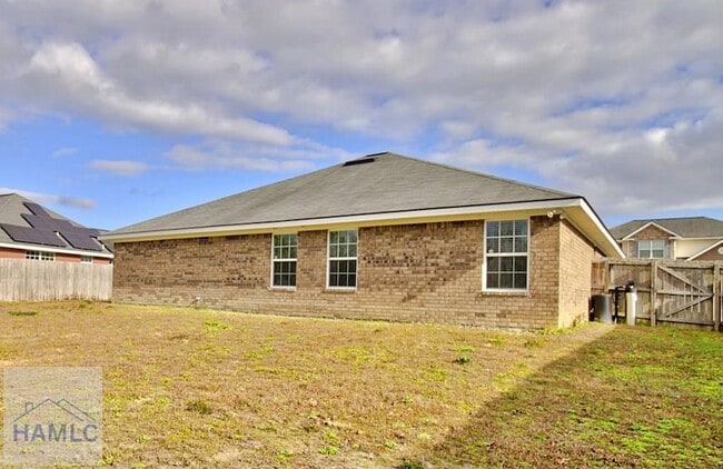 Building Photo - 112 Oak Harvest Ridge