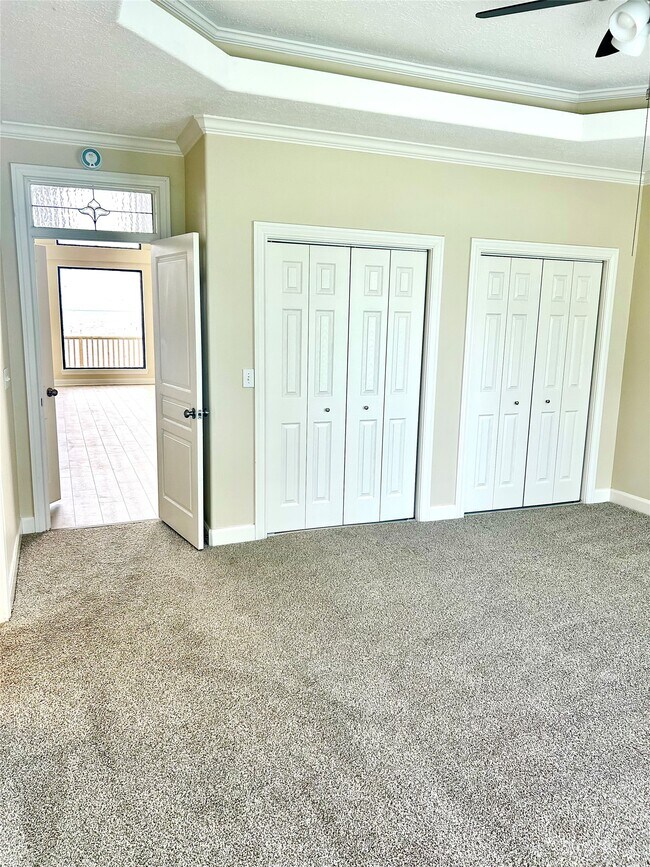 Building Photo - 807 Kipp Ave