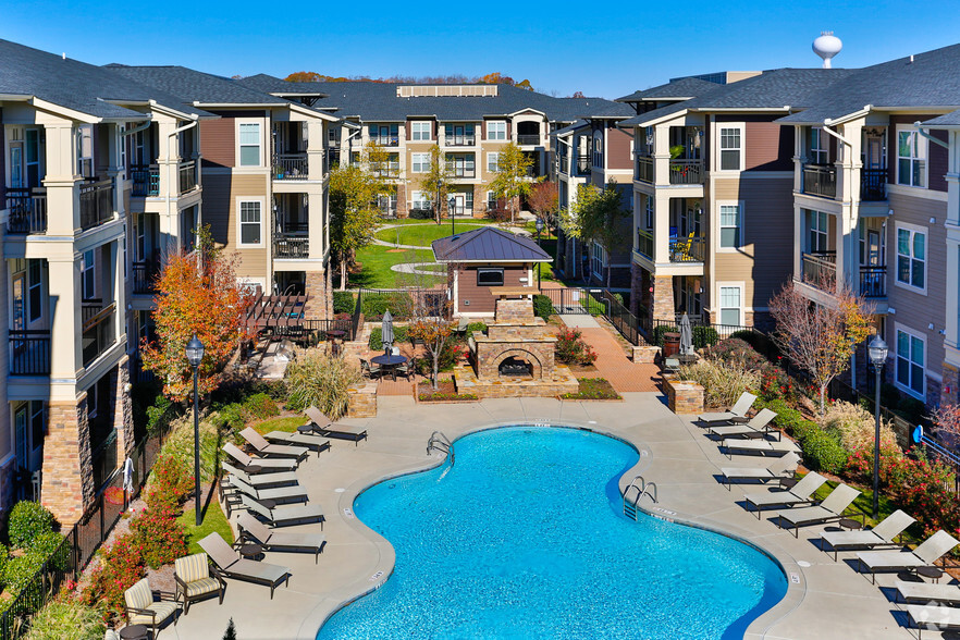 Saltwater Pool - Fountains at Mooresville Town Square