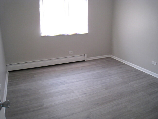 Building Photo - 919 S McKinley Ave