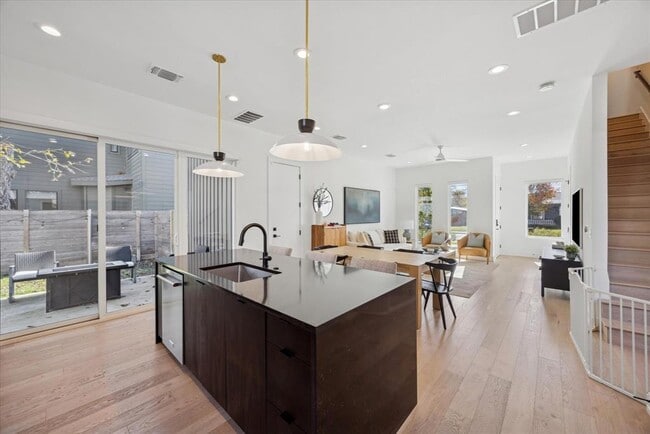 Building Photo - 1508 Redd St