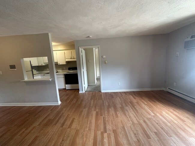 Building Photo - 915 Edgell Rd