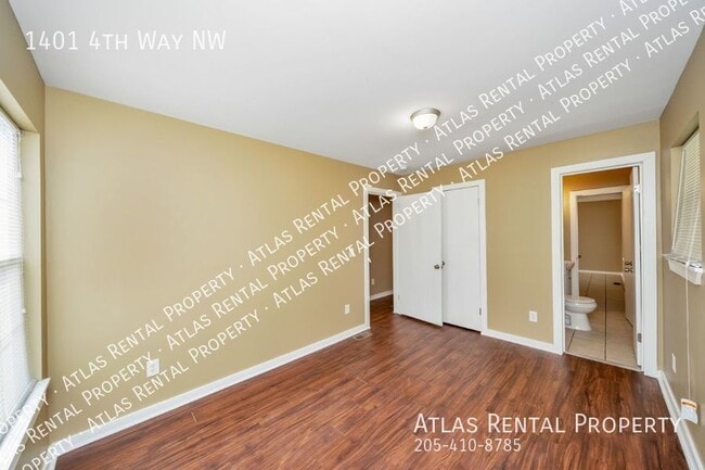 Building Photo - 1401 4th Way NW