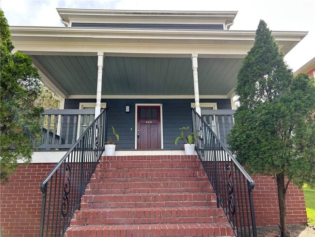 Building Photo - 600 Delbridge St NW