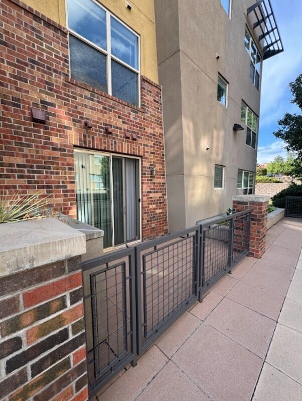 Building Photo - 9059 E Panorama Cir