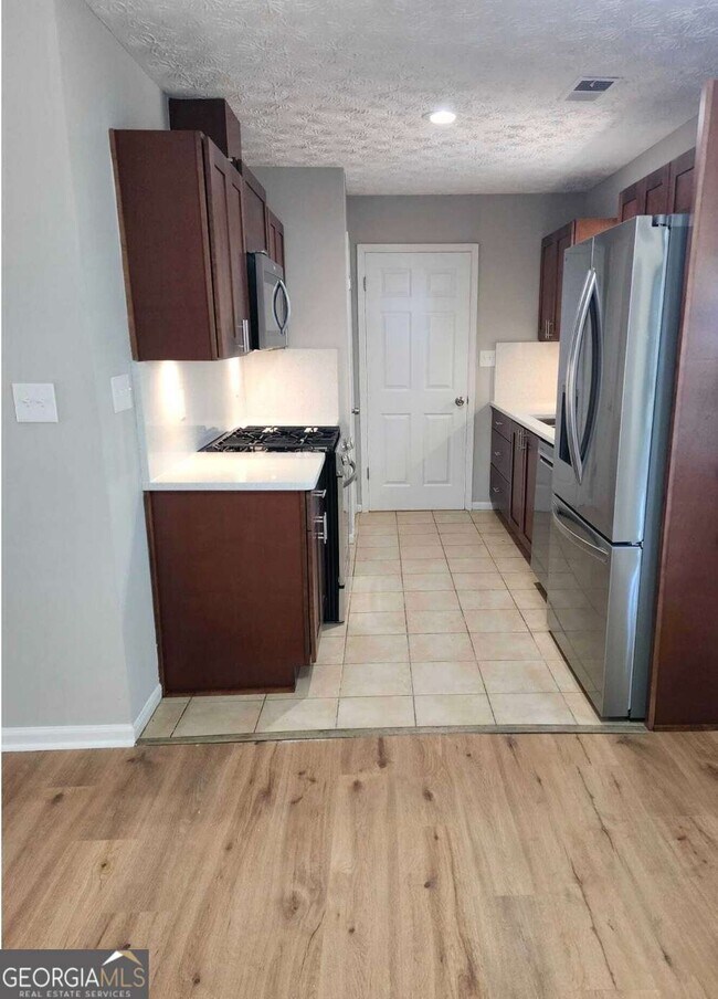 Building Photo - 232 Greensprings Terrace