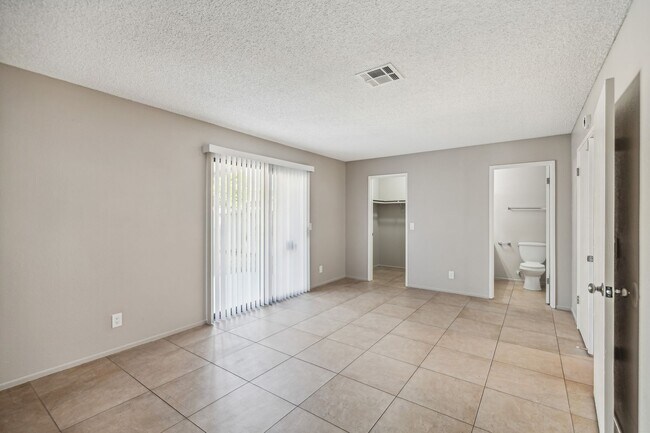 Building Photo - 31635 Avenida Maravilla