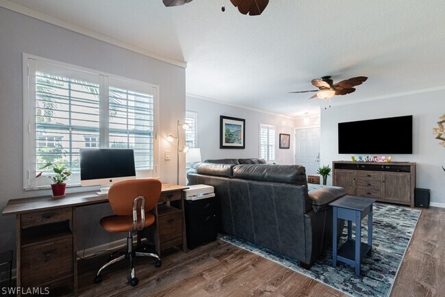 Building Photo - 2132 Tama Cir