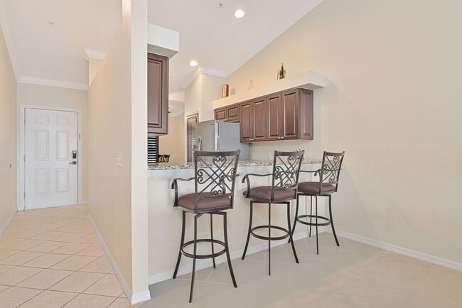 Building Photo - ** 2Bed/2Bath - Turnkey Condo in Bella Terra - Short Term Rental **