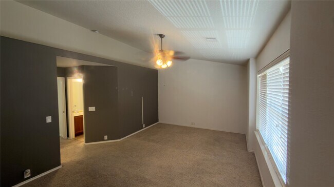 Building Photo - 13600 Breton Ridge St