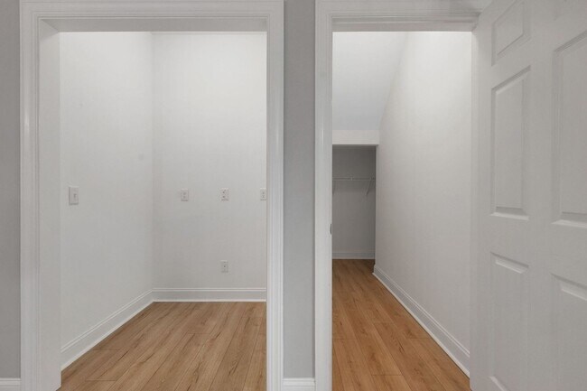 Building Photo - Spacious 3BR House in Wilmington - Newer C...