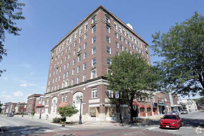 Building Photo - Bluff Towers Apartments