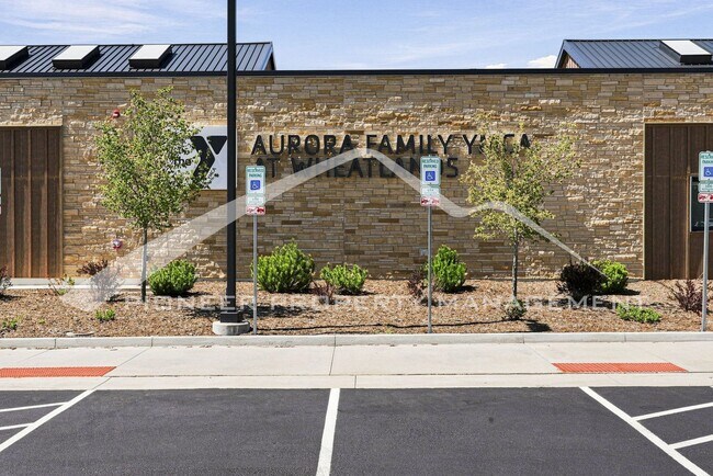 Building Photo - 6583 S Irvington Way