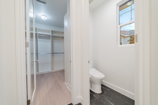 Building Photo - 7337 Corte TOMILLO