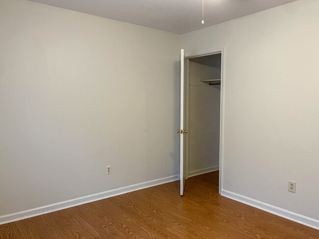 Building Photo - 238 Bull Run Dr