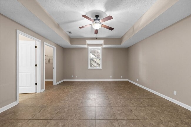 Building Photo - Four Bedroom with Pool in Fields of Northm...