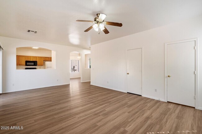 Building Photo - 13130 W Gelding Cir