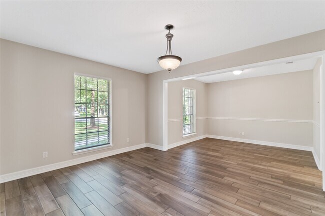 Building Photo - 25814 Leafywood Dr