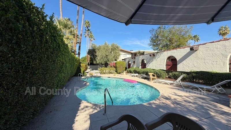 Building Photo - 550 El Cielo Rd