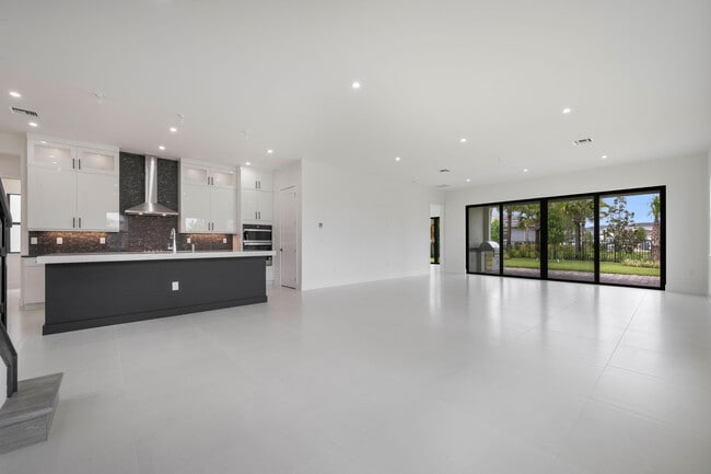 Building Photo - 12526 Solana Bay Cir