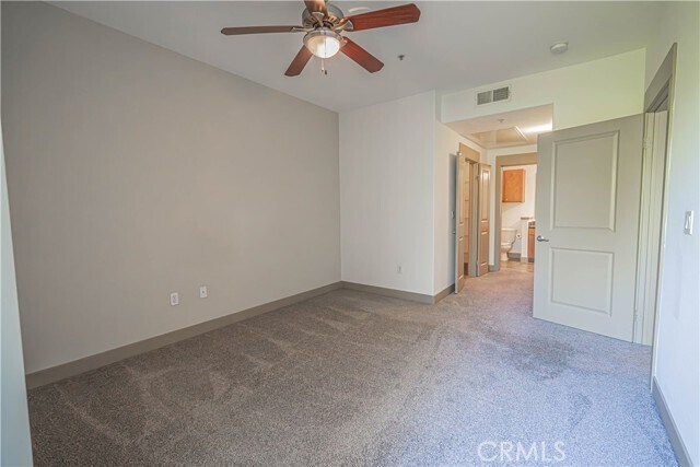 Building Photo - 24595 Town Center Dr