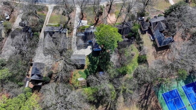 Building Photo - 1926 N Decatur Rd