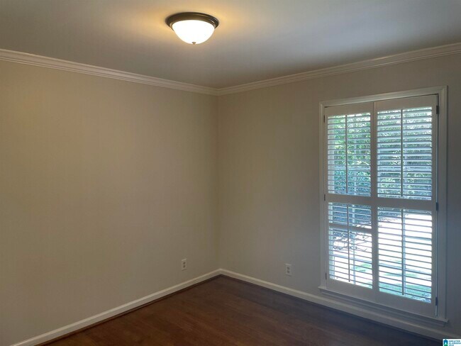 Building Photo - 3801 Rockbrook Cir
