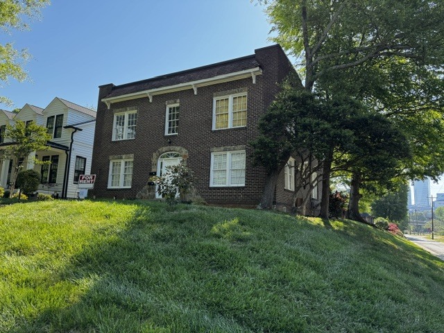 Building Photo - 425 Grandin Rd