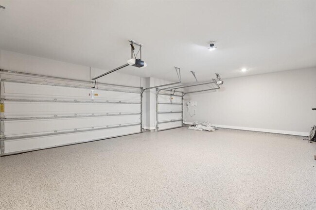 Building Photo - 4216 Caroline Mae Cv