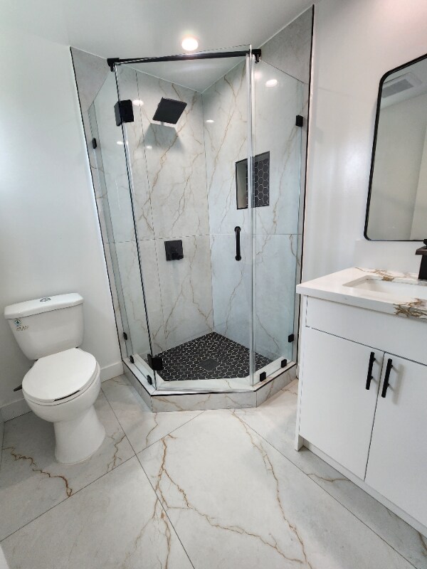 Building Photo - 2223 S Highland Ave