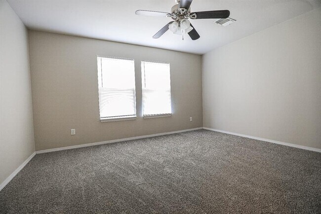 Building Photo - 2705 NW 187th Terrace
