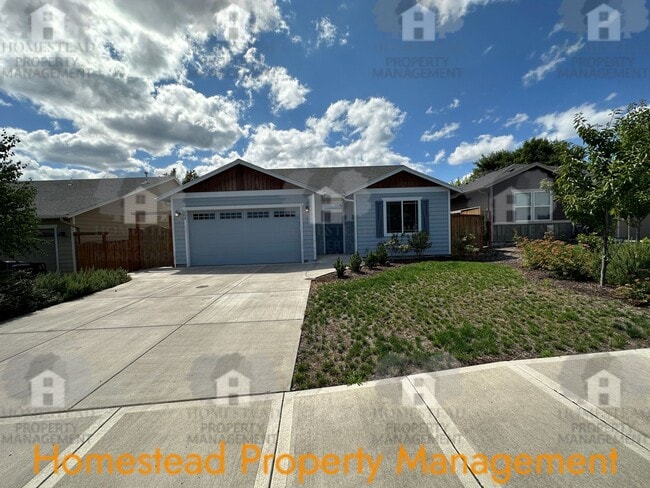 Primary Photo - Happy Holidays from Homestead! Get 50% off one month of rent!