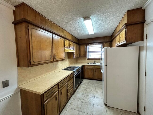 Building Photo - 6109 38th St