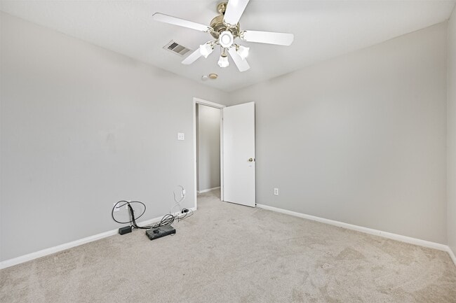 Building Photo - 4714 Montclair Hill Ln