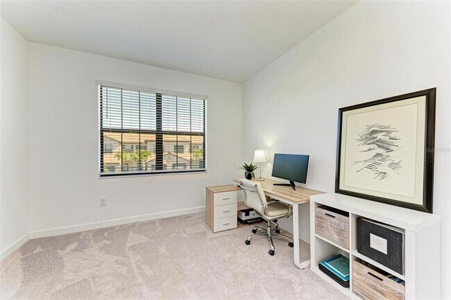 Building Photo - 15164 Sunny Day Dr
