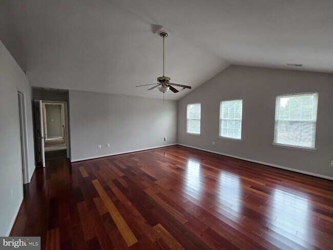 Building Photo - 20306 Baymeadow Ct