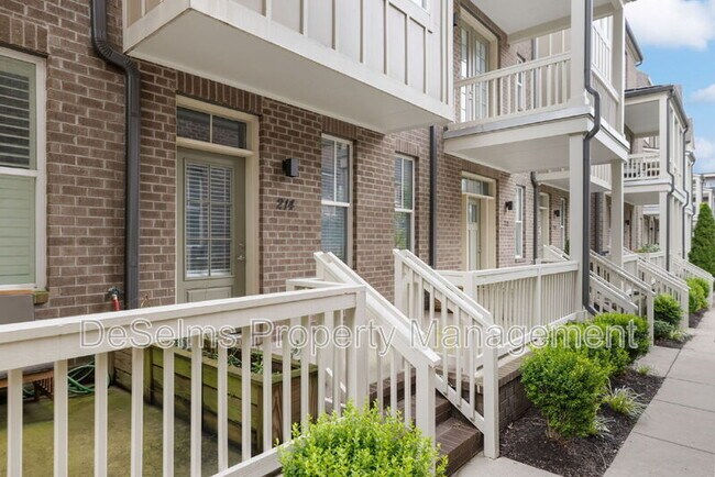 Building Photo - 214 Porter Village Cir