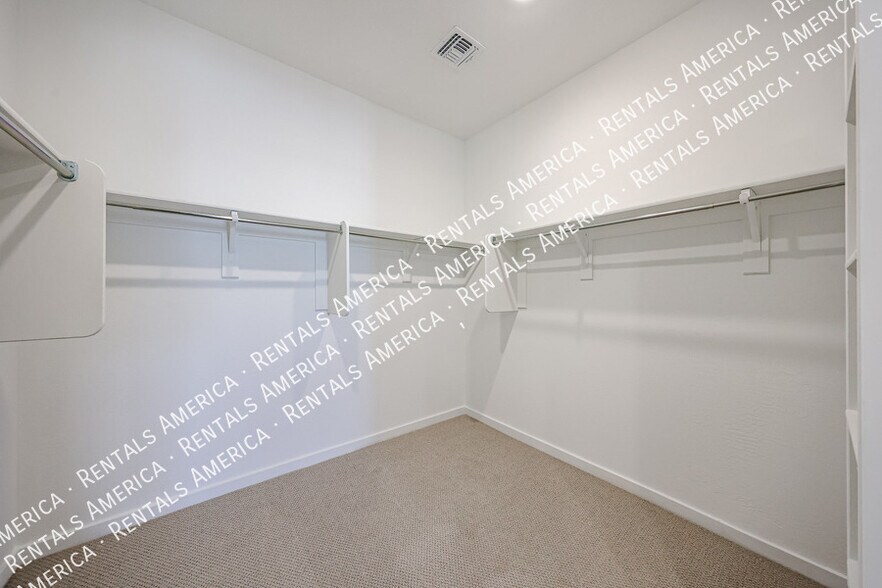 Building Photo - 15940 W Gray Fox Trl